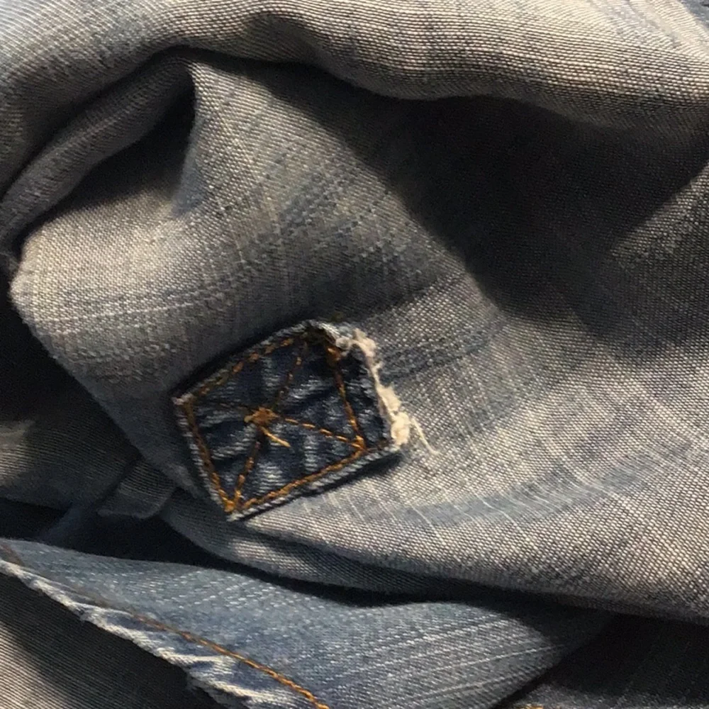 Chico’s chambray tunic - Picture 6 of 6